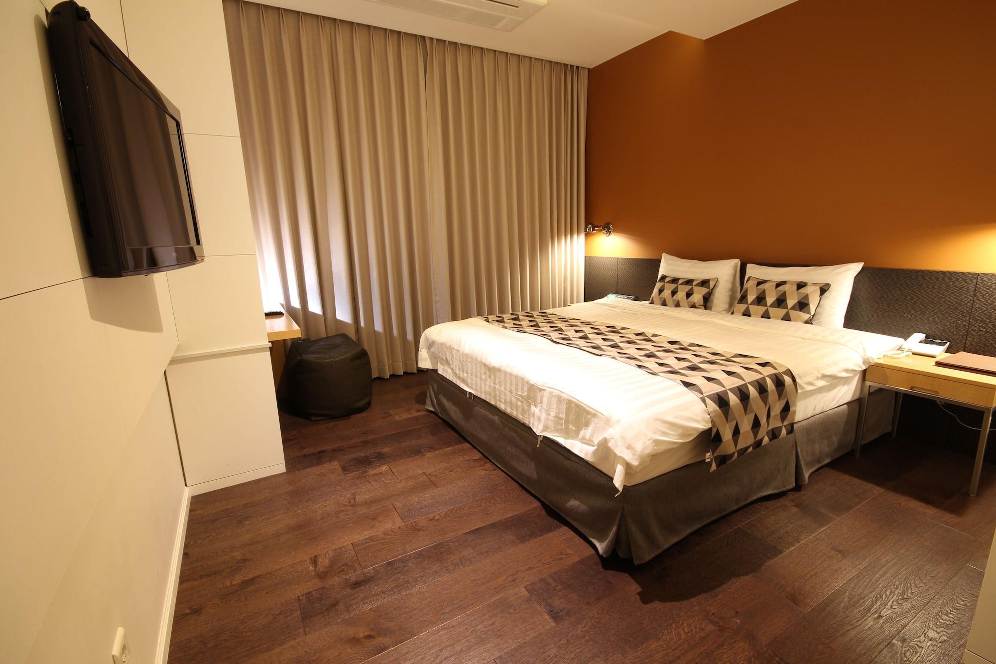 Hotel Matthieu Yeosu Bagian luar foto