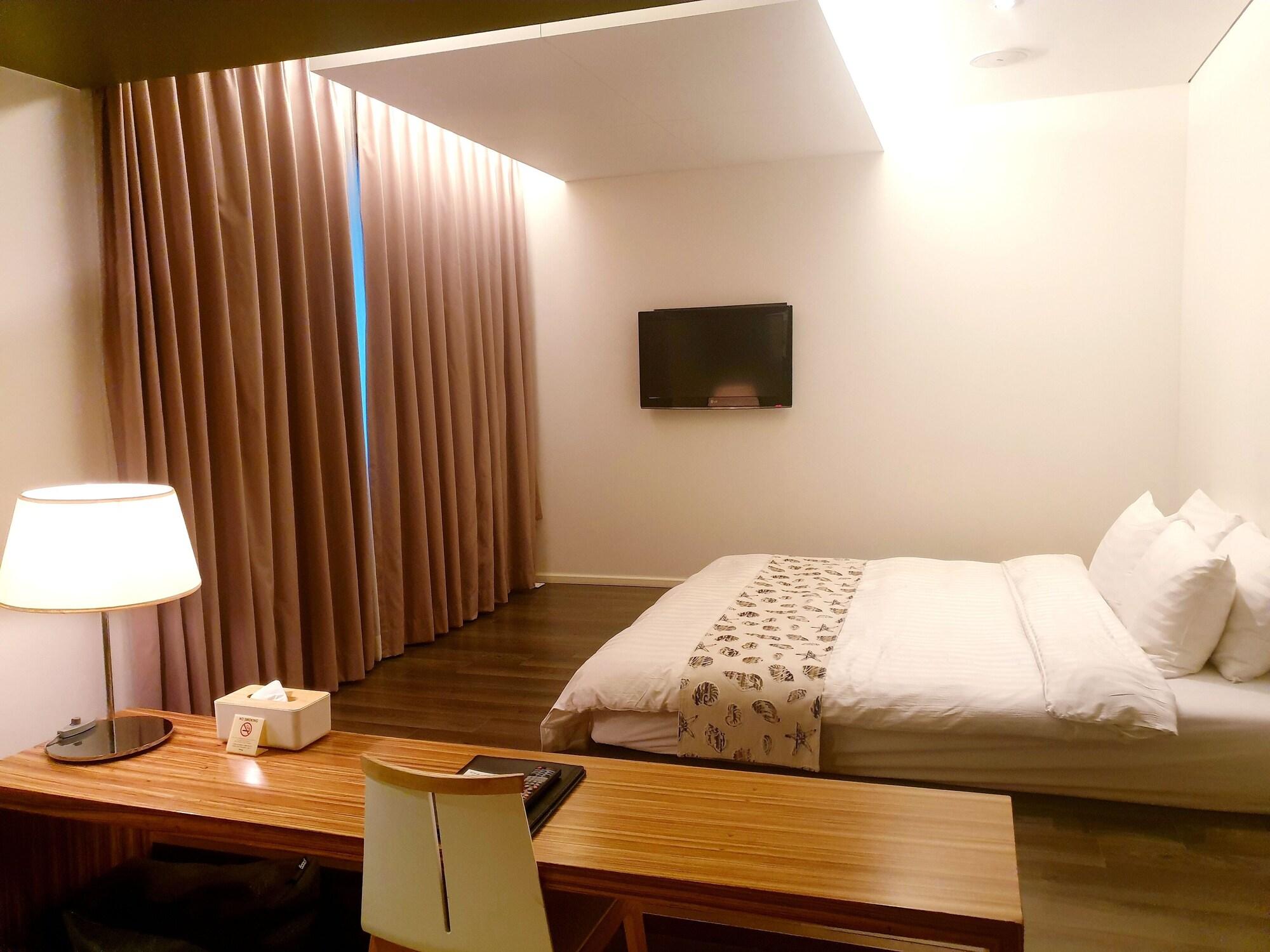 Hotel Matthieu Yeosu Bagian luar foto