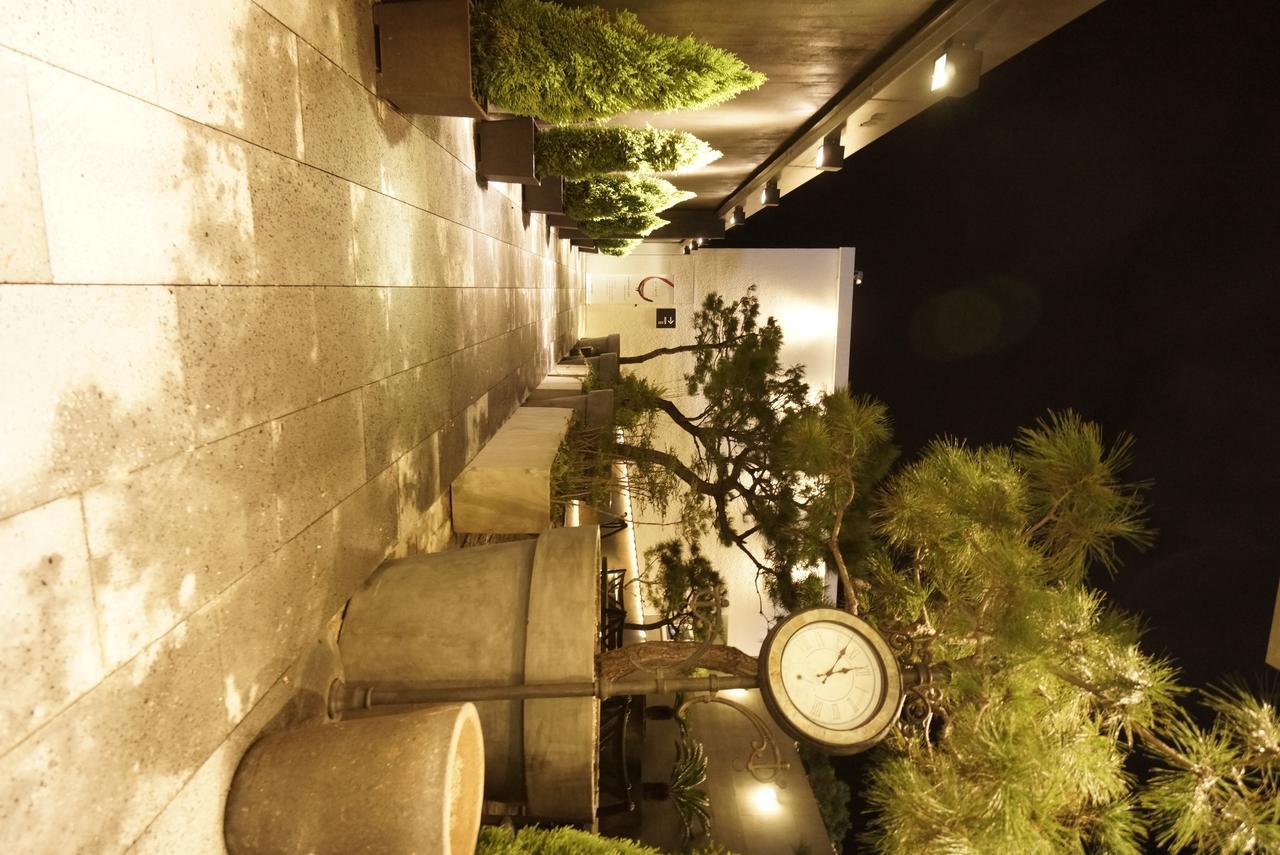 Hotel Matthieu Yeosu Bagian luar foto